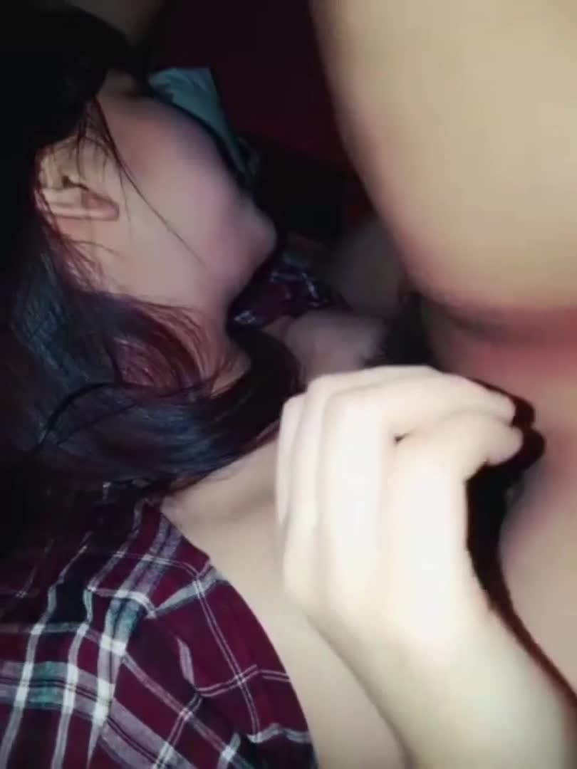 딴놈과 함께하는 공유여친 썸네일
